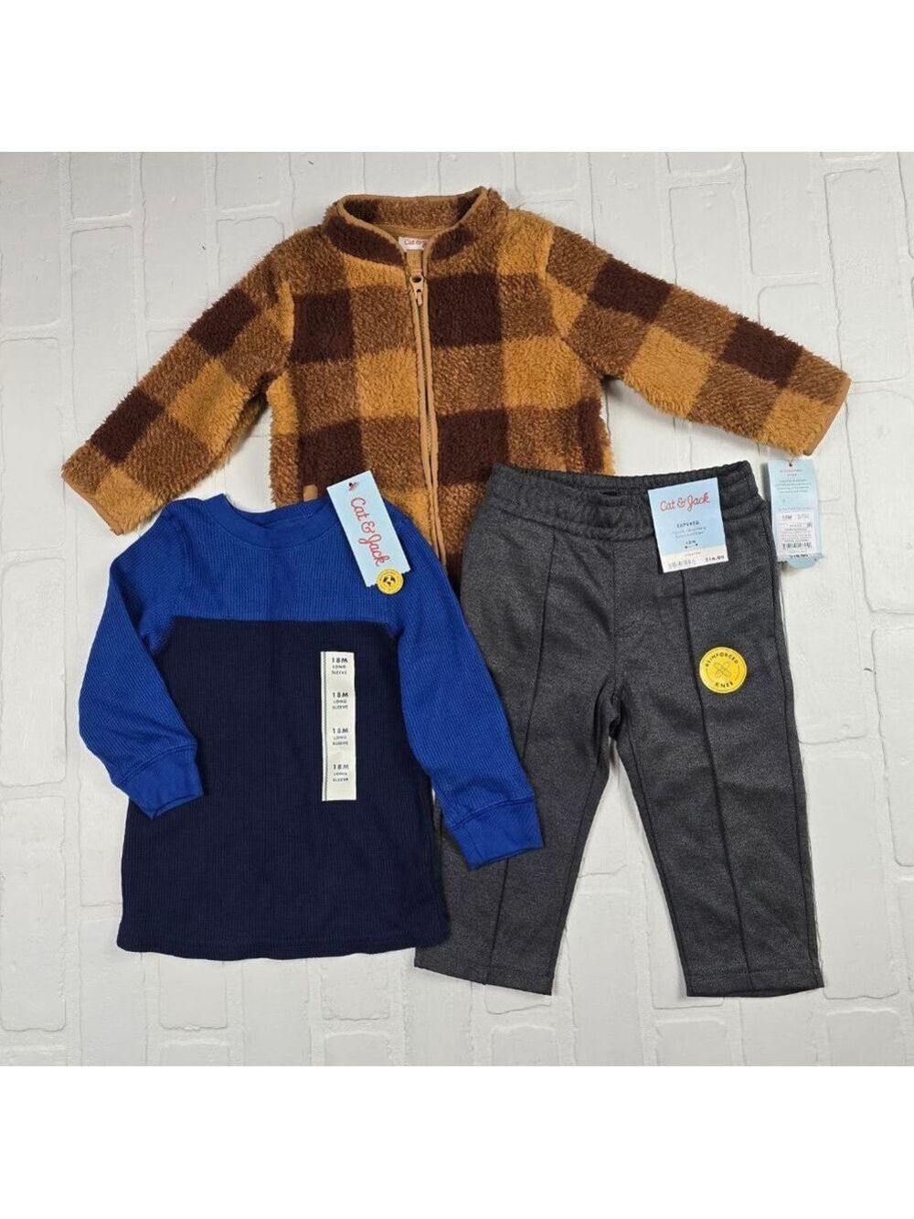 Cat & Jack Boys 3 piece Bundle Size 18Months